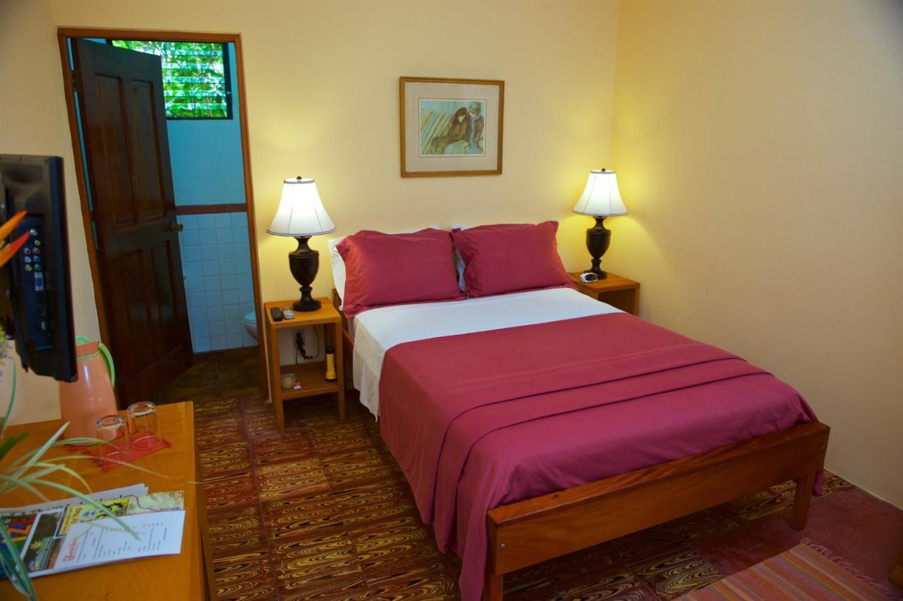 Coral House Bed and Breakfast Punta Gorda Εξωτερικό φωτογραφία